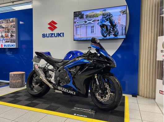 SUZUKI GSX-R 600