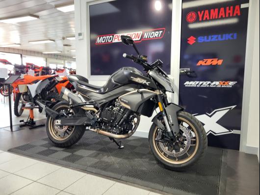CF MOTO 800 MT