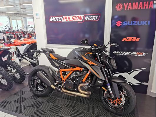 KTM 1390 SUPER DUKE R EVO