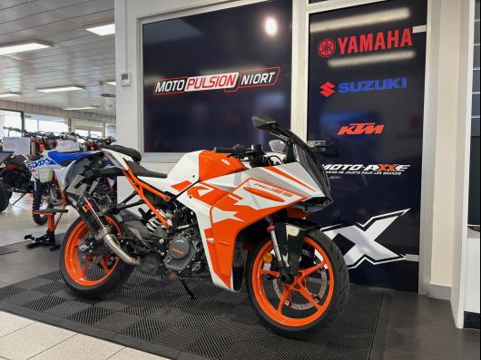 photo-annonce-ktm-rc-125-akrapovic-5000kms-79-mois_68d7fb2710901708058174.jpg